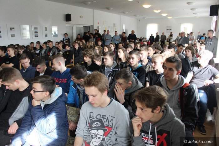 mechanik-kusi-potencjalnych-uczniow-foto-67897
