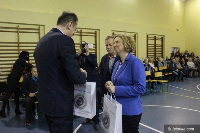 nagy-zwrot-akcji-w-sprawie-sieci-szko-foto-67935