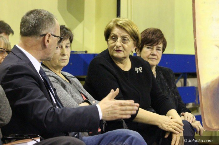 nagy-zwrot-akcji-w-sprawie-sieci-szko-foto-67935