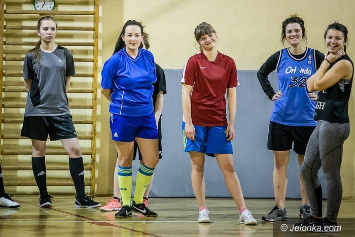 drugi-kobiecy-klub-pikarski-chca-do-ligi-foto-67948