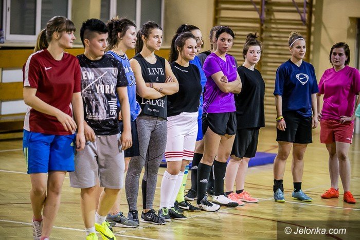 drugi-kobiecy-klub-pikarski-chca-do-ligi-foto-67948