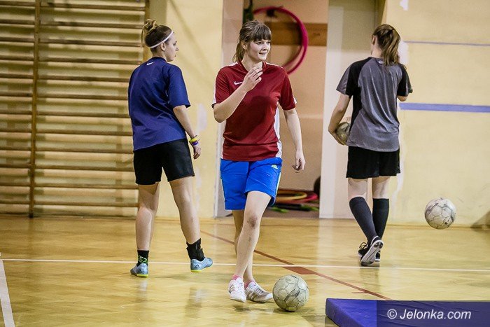 drugi-kobiecy-klub-pikarski-chca-do-ligi-foto-67948