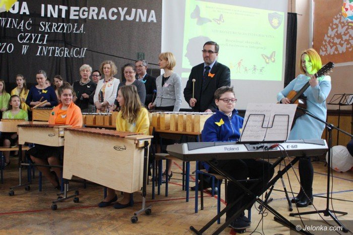 integracja-i-artystyczna-wspopraca-osemek-foto-67950