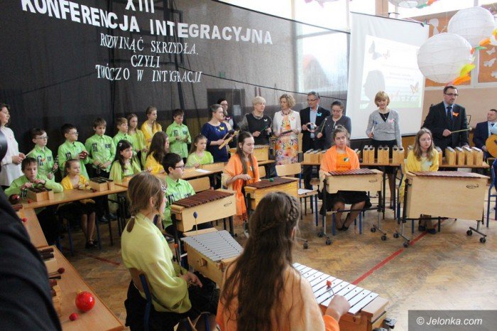 integracja-i-artystyczna-wspopraca-osemek-foto-67950