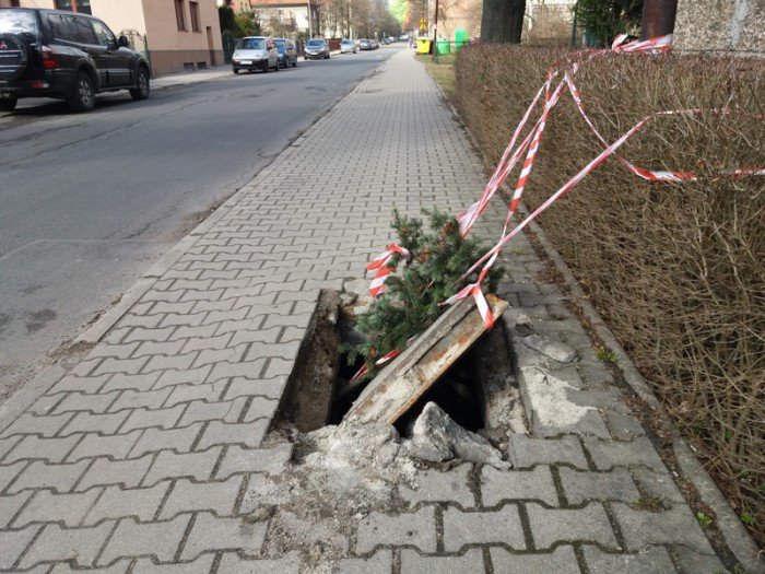 uszkodzona-pokrywa-studzienki-juz-naprawiona-foto-67955