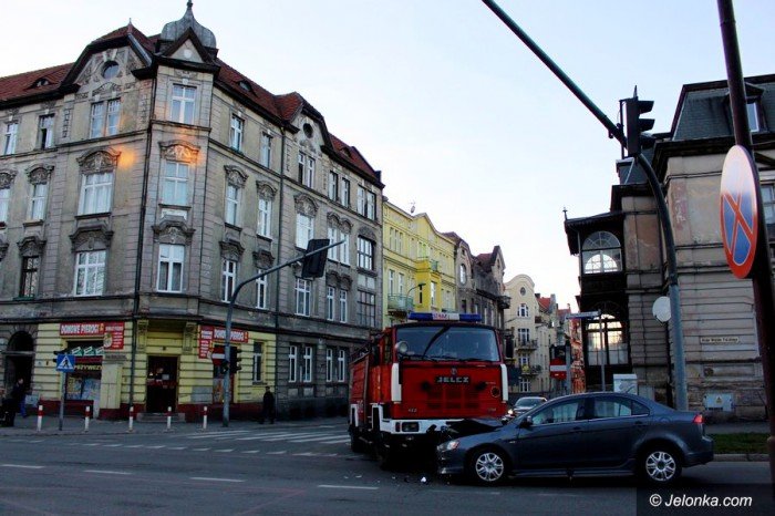 zderzenie-z-udziaem-wozu-strazackiego-foto-67969