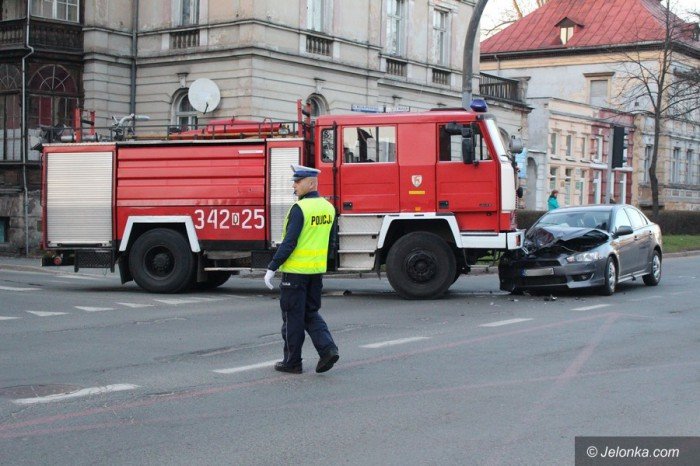 zderzenie-z-udziaem-wozu-strazackiego-foto-67969