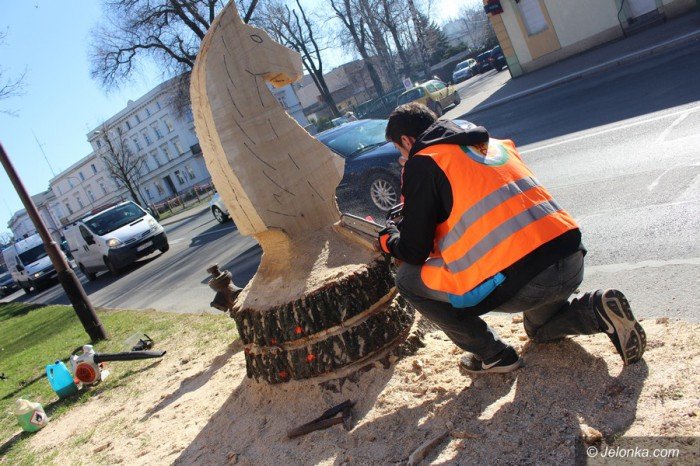 szachowy-kon-budzi-zainteresowanie-foto-67992