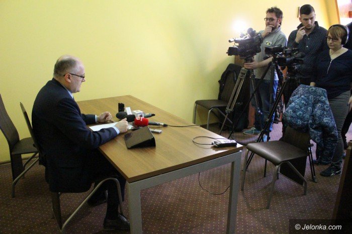 senator-mroz-o-finansach-na-remonty-i-nazwach-ulic-foto-67994