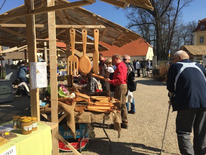 trwa-kiermasz-wielkanocny-w-omnicy-foto-68077