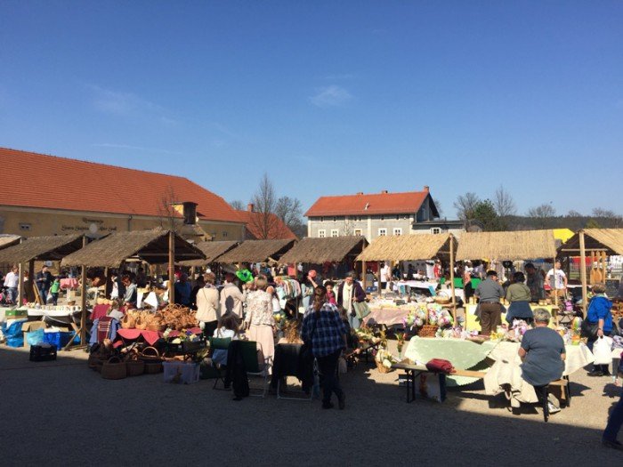 trwa-kiermasz-wielkanocny-w-omnicy-foto-68077