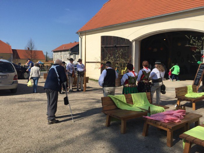 trwa-kiermasz-wielkanocny-w-omnicy-foto-68077