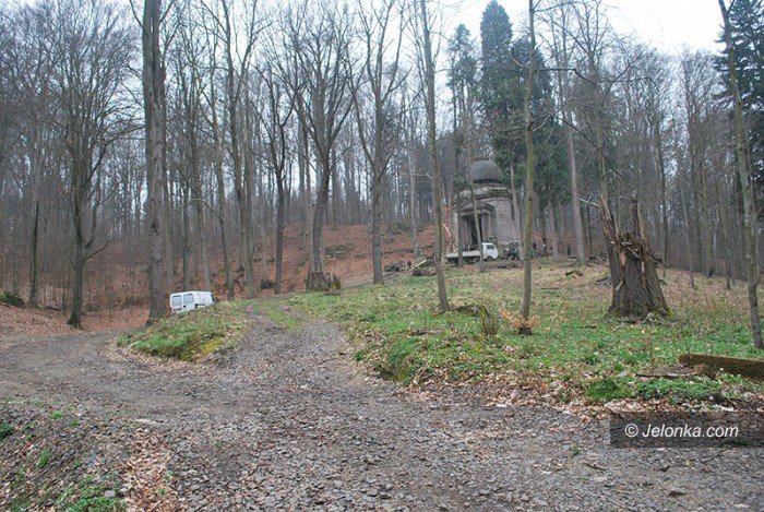 rozpocza-sie-remont-dachu-kaplicy-w-maciejowej-foto-68131