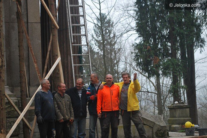 rozpocza-sie-remont-dachu-kaplicy-w-maciejowej-foto-68131