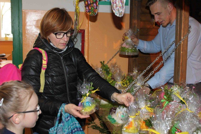 kiermasz-wielkanocny-w-dwojce-foto-68161