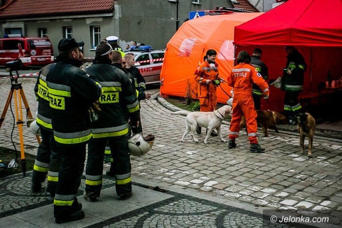 zawalia-sie-kamienica-w-swiebodzicachfoto-68188