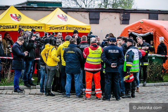 zawalia-sie-kamienica-w-swiebodzicachfoto-68188