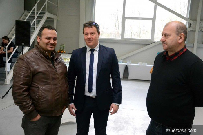 firma-thom-z-wasna-siedziba-w-radomierzu-foto-68190
