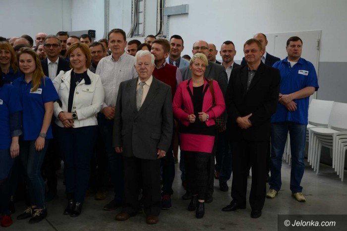 firma-thom-z-wasna-siedziba-w-radomierzu-foto-68190
