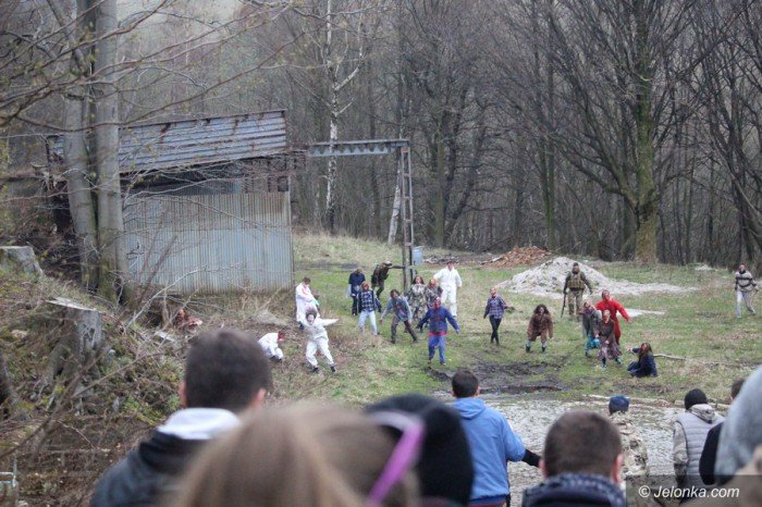 atak-zombie-w-kowarach-foto-68194
