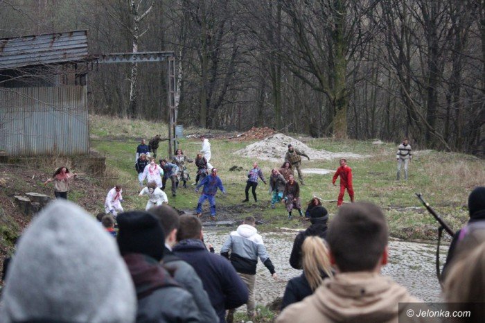 atak-zombie-w-kowarach-foto-68194