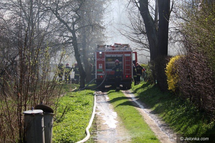 pozar-budynku-mieszkalnego-w-karpaczu-foto-68214