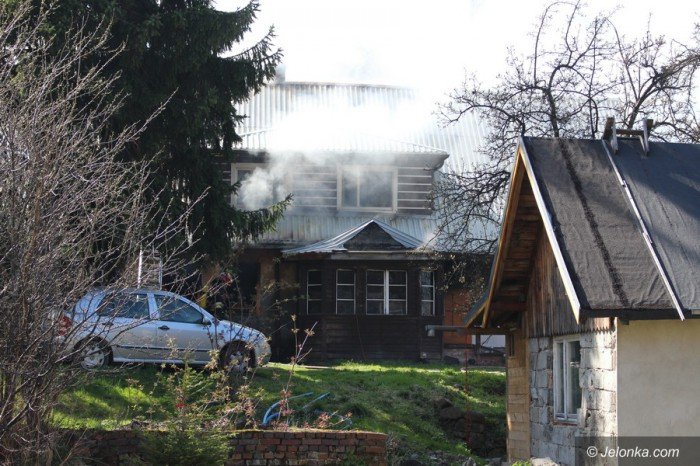 pozar-budynku-mieszkalnego-w-karpaczu-foto-68214