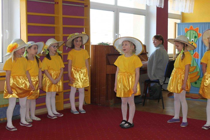 motylki-i-maska-na-przedswiatecznym-spotkaniu-foto-68239