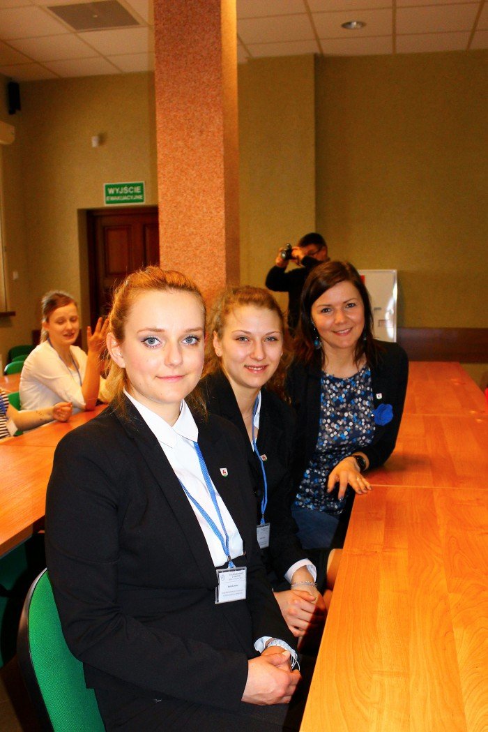 ogolnopolski-sukces-uczennic-ekonoma-foto-68242