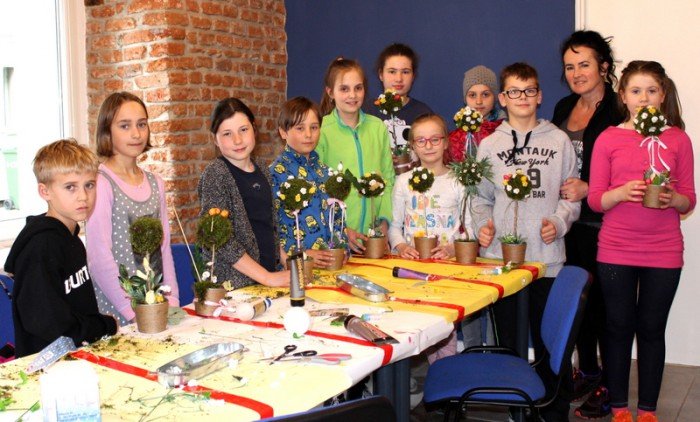 drzewka-wielkanocne-w-muflonie-foto-68255