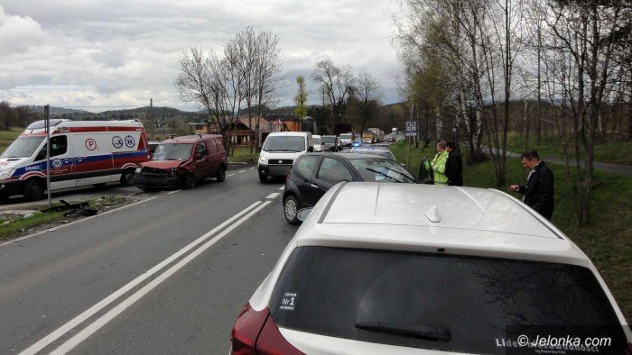 karambol-na-sudeckiej-z-udziaem-pieciu-aut-foto-68264