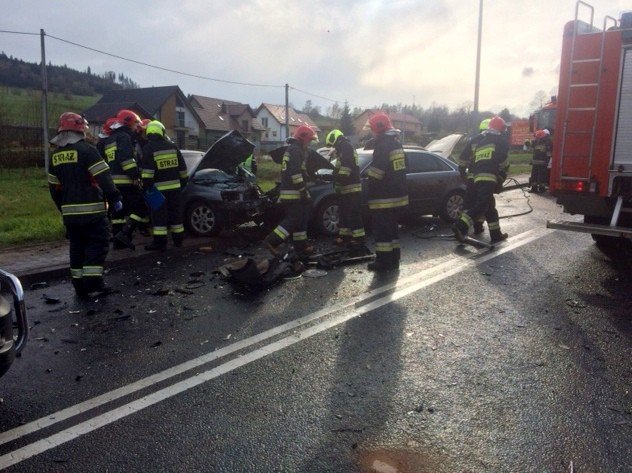 zderzenie-trzech-aut-w-kaczorowie-sa-ranni-foto-68306