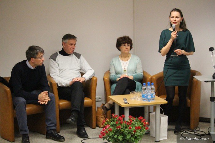 czytanie-ksiazek-jest-ich-pasja-foto-68395