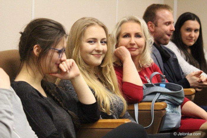 czytanie-ksiazek-jest-ich-pasja-foto-68395