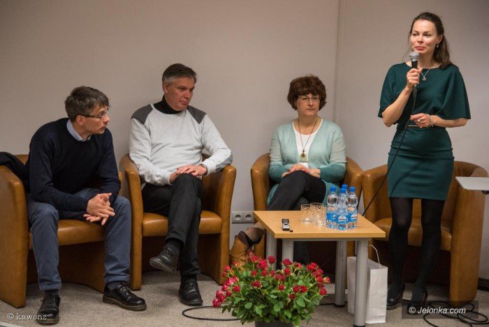 czytanie-ksiazek-jest-ich-pasja-foto-68395