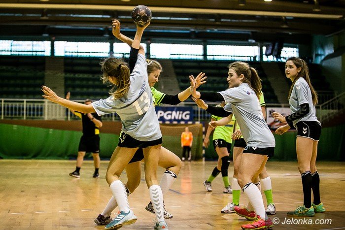 tylko-cud-moze-dac-im-awans-foto-68406