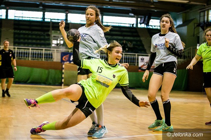 tylko-cud-moze-dac-im-awans-foto-68406