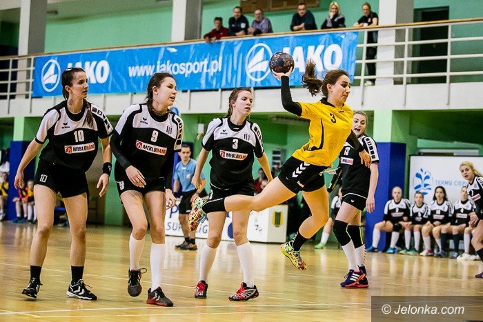 tylko-cud-moze-dac-im-awans-foto-68406