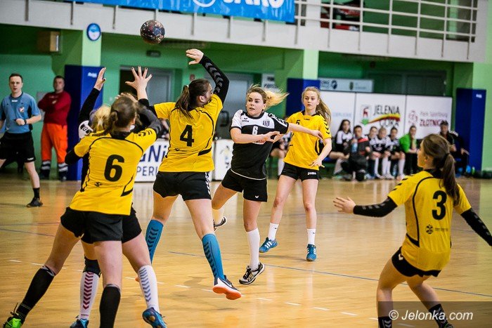 tylko-cud-moze-dac-im-awans-foto-68406
