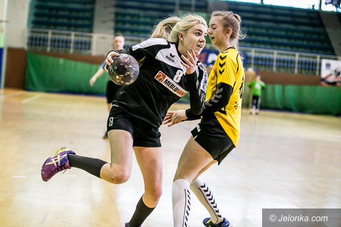 tylko-cud-moze-dac-im-awans-foto-68406