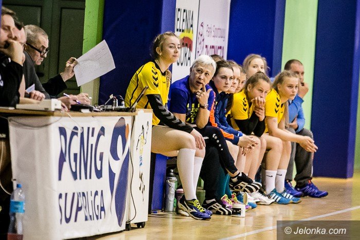 tylko-cud-moze-dac-im-awans-foto-68406