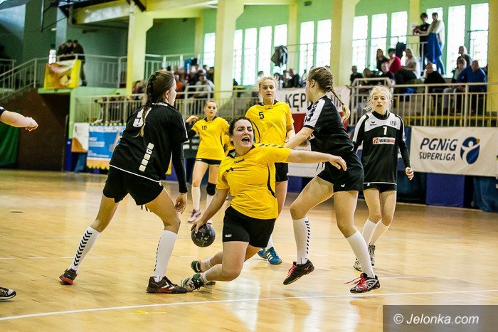 tylko-cud-moze-dac-im-awans-foto-68406
