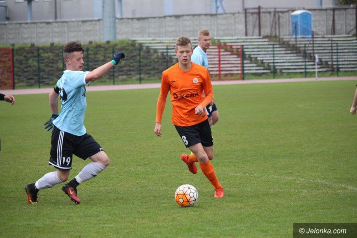 karkonosze-powstrzymay-lidera-foto-68466