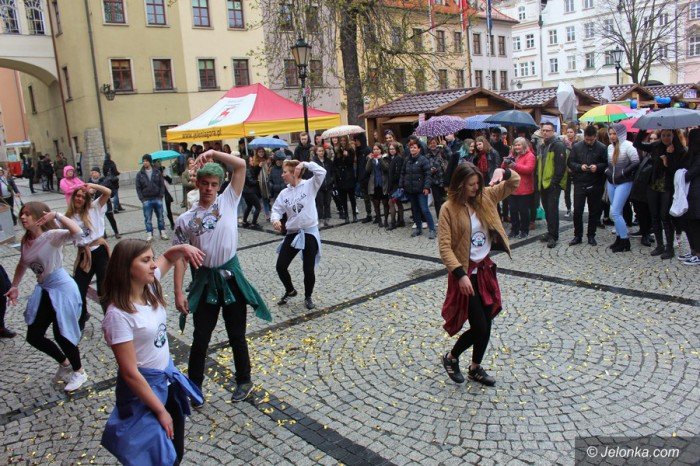 szkoy-srednie-opanoway-rynek-foto-68471