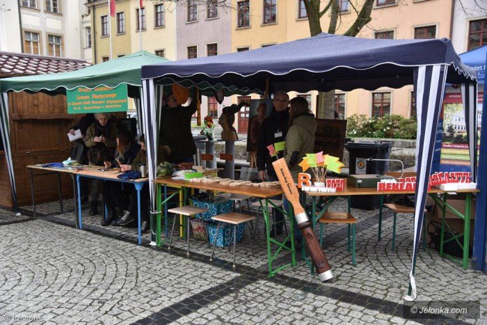 szkoy-srednie-opanoway-rynek-foto-68471