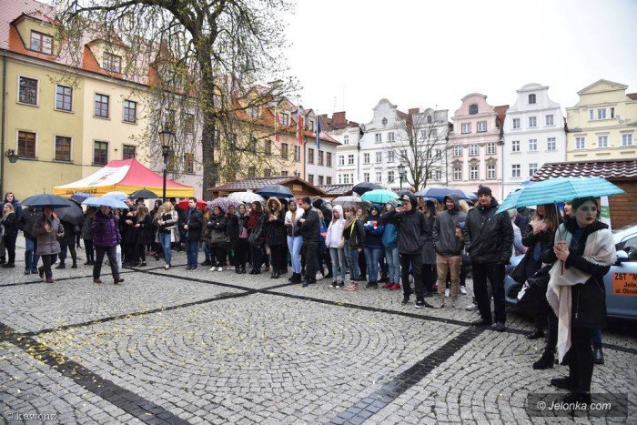 szkoy-srednie-opanoway-rynek-foto-68471