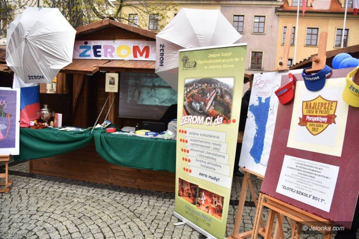 szkoy-srednie-opanoway-rynek-foto-68471