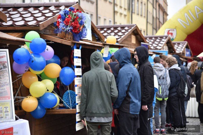 szkoy-srednie-opanoway-rynek-foto-68471