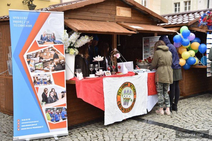 szkoy-srednie-opanoway-rynek-foto-68471
