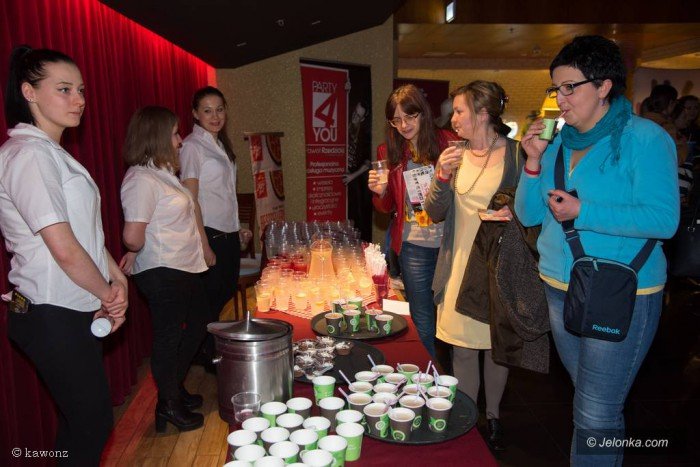 kino-kobiet-wiele-sie-dziao-foto-68474